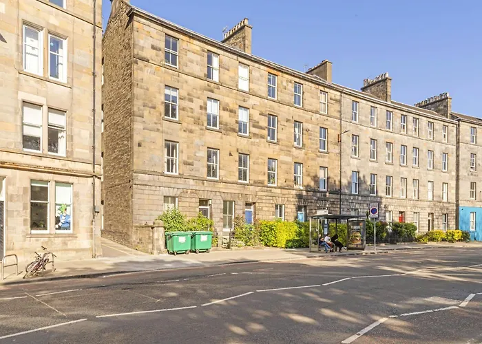 Hope Park 3 Bedroom Apartment - Edinburgh